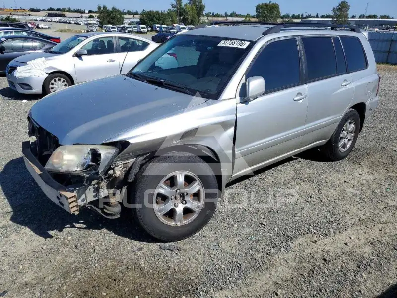 2005 Toyota Highlander photo