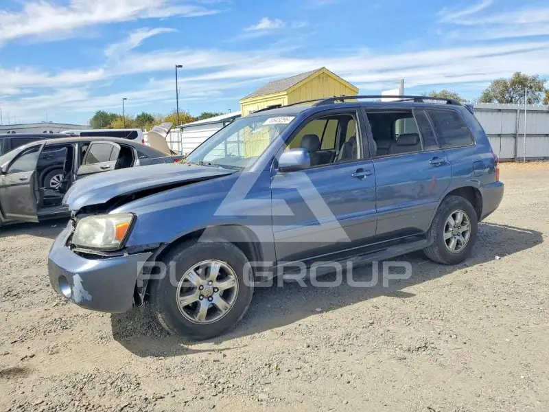 2005 Toyota Highlander photo
