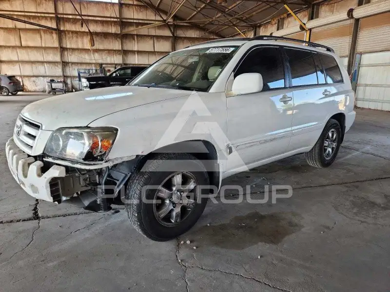 2005 Toyota Highlander photo