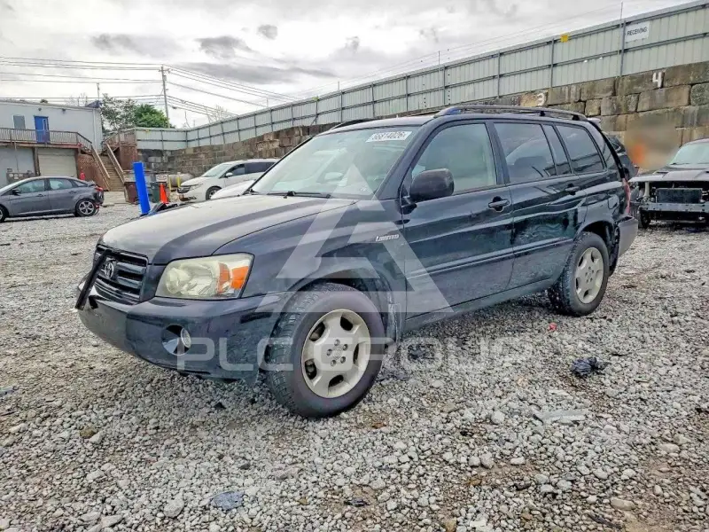 2005 Toyota Highlander photo