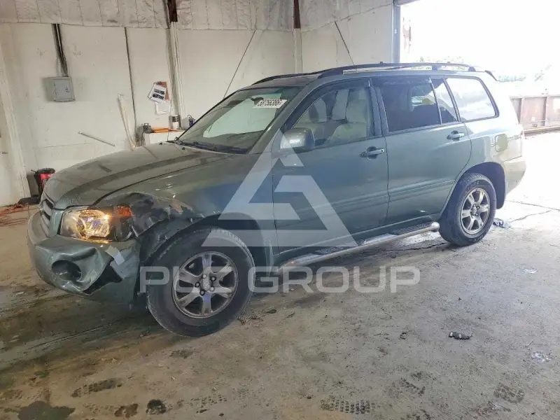 2005 Toyota Highlander photo