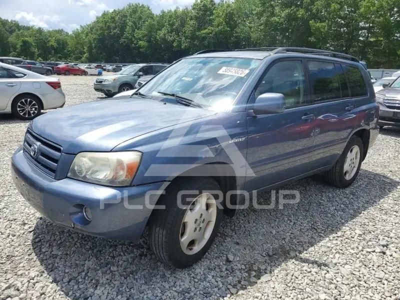 2005 Toyota Highlander photo