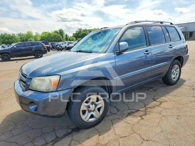 2005 Toyota Highlander photo