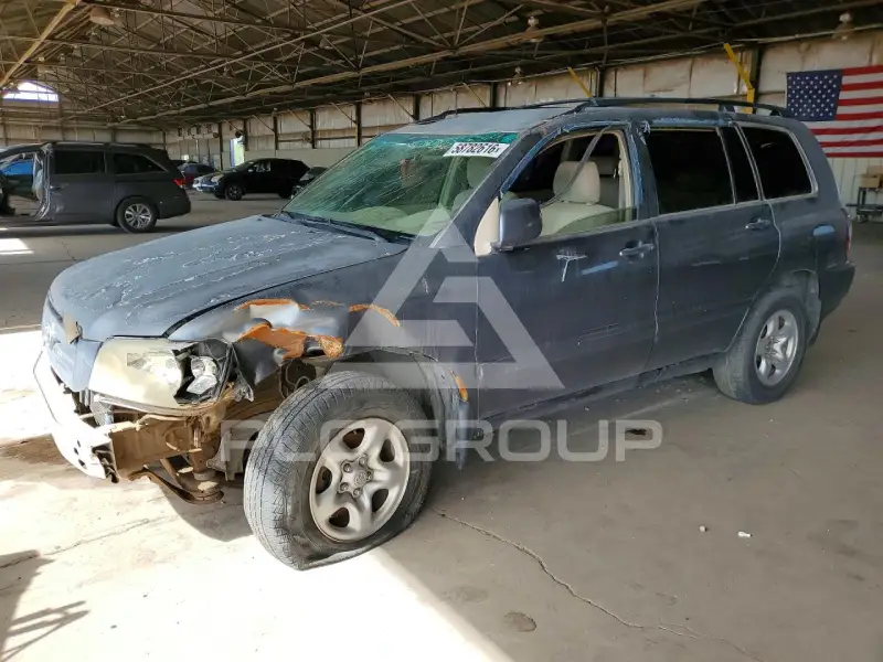 2005 Toyota Highlander photo