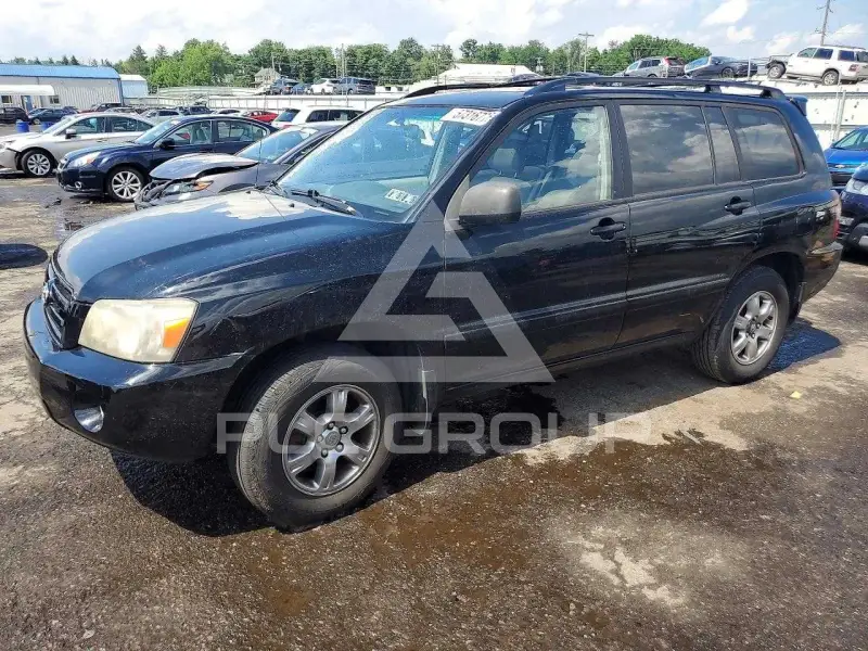 2005 Toyota Highlander photo