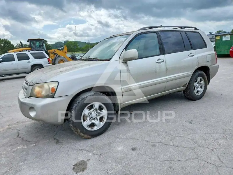 2005 Toyota Highlander photo