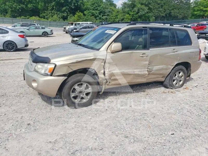 2005 Toyota Highlander photo