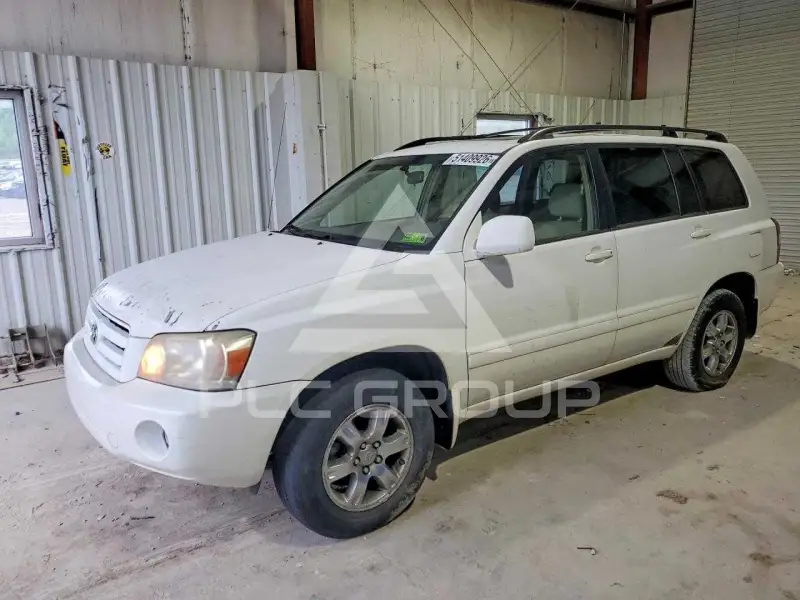 2005 Toyota Highlander photo
