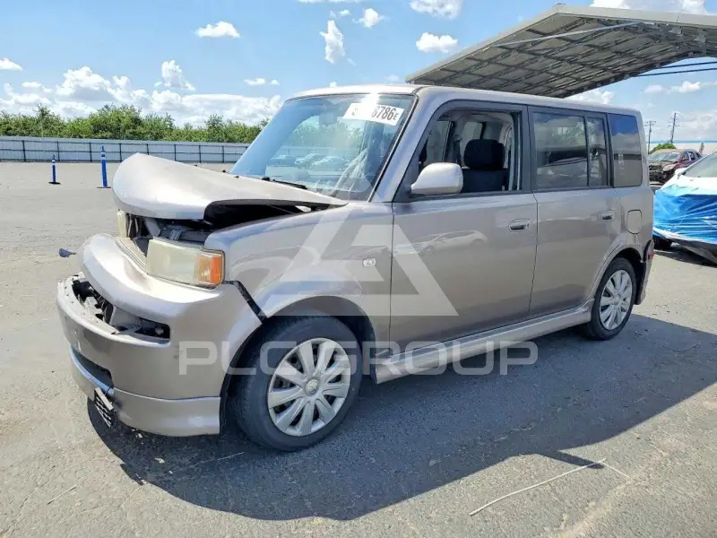 2005 Toyota SCION photo