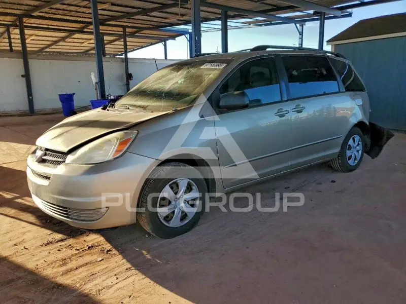 2005 Toyota SIENNA photo