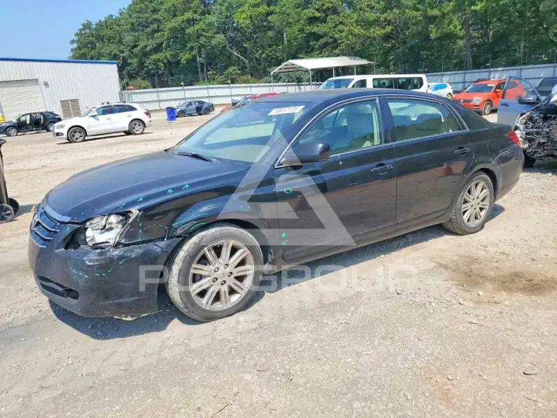2005 Toyota AVALON photo