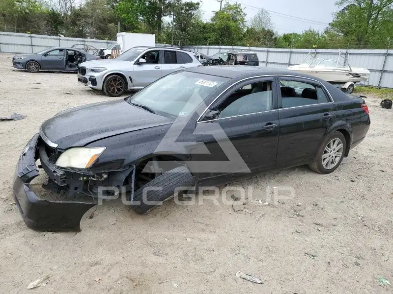 2005 Toyota AVALON photo