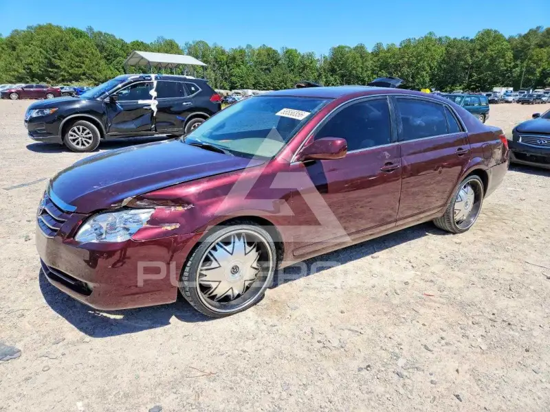 2005 Toyota AVALON фото