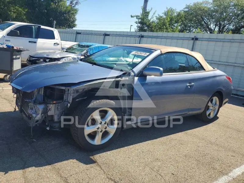 2005 Toyota CAMRY photo