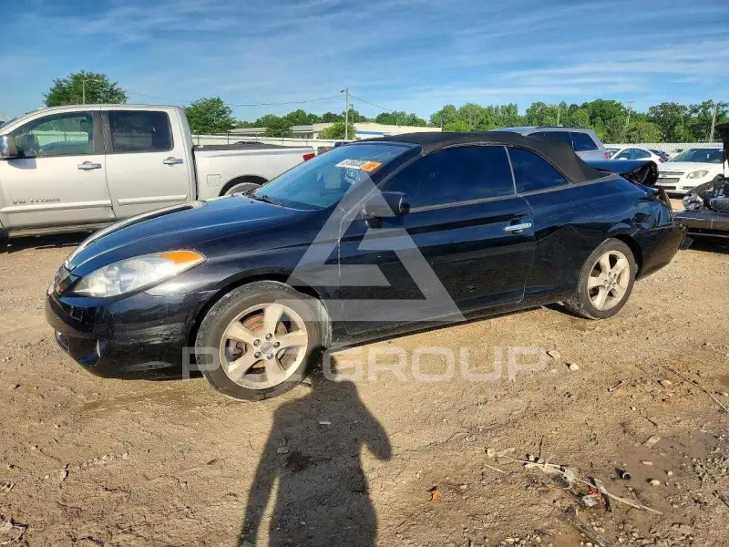 2005 Toyota CAMRY photo