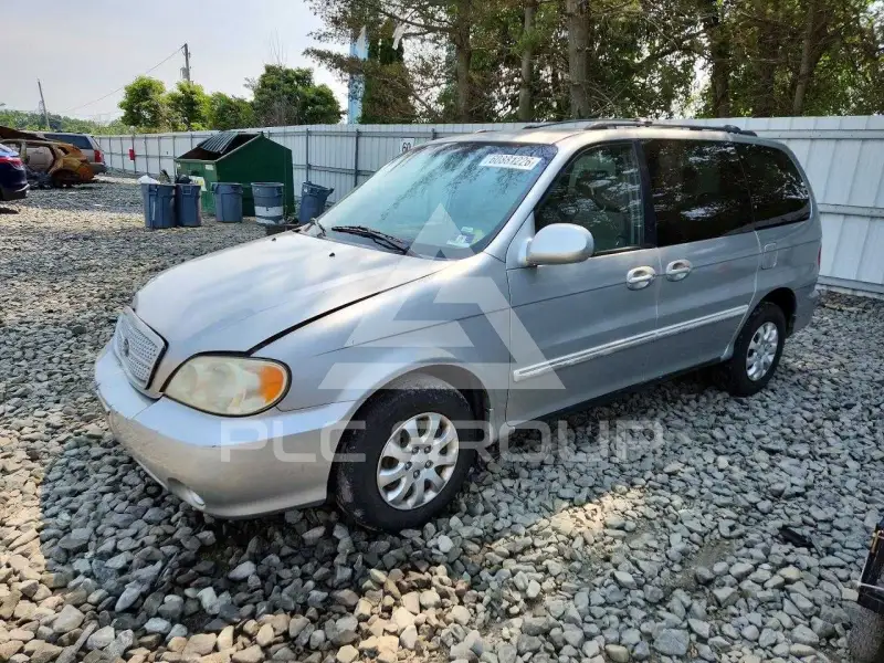 2005 KIA Sedona фото