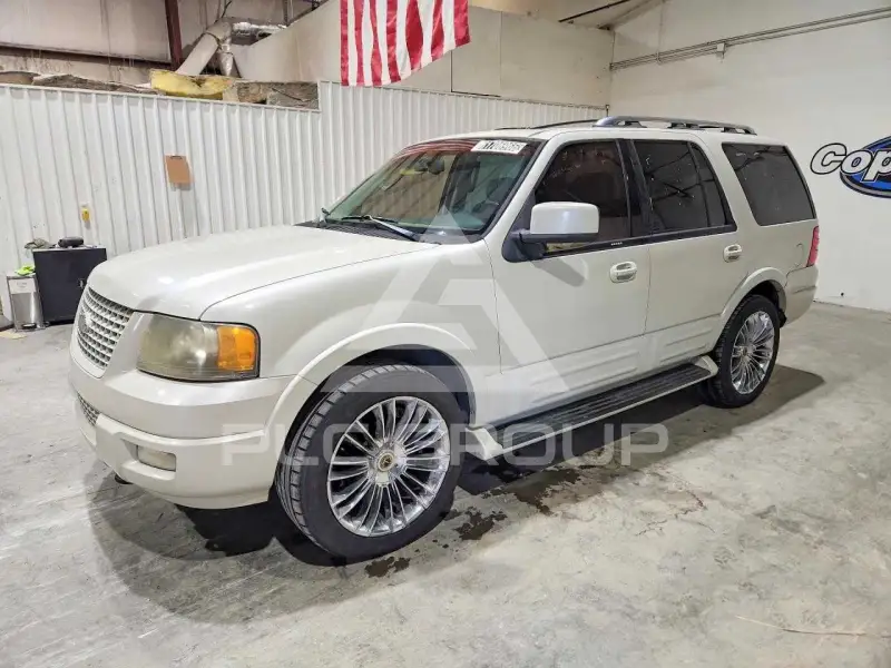 2005 Ford EXPEDITION photo