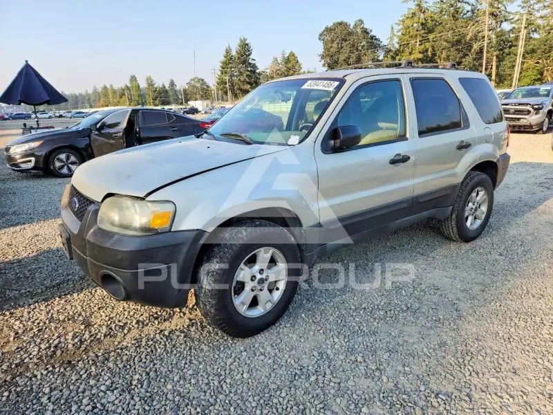2005 Ford ESCAPE photo