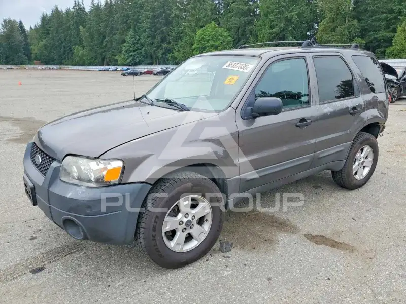 2005 Ford ESCAPE photo