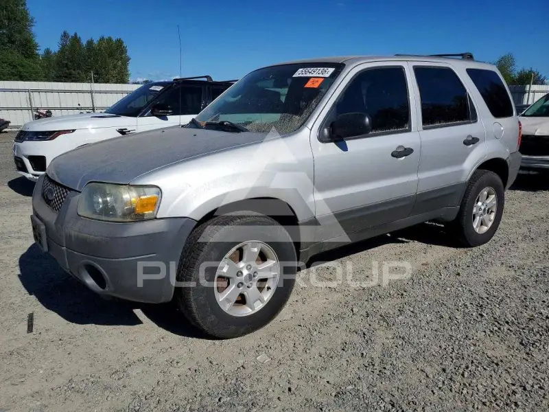 2005 Ford ESCAPE photo