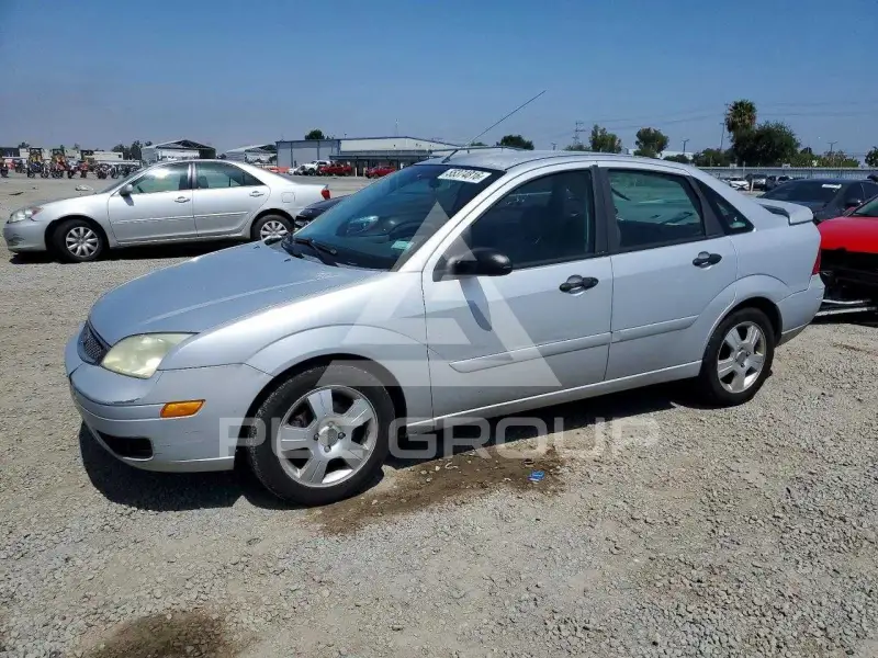 2005 Ford FOCUS photo