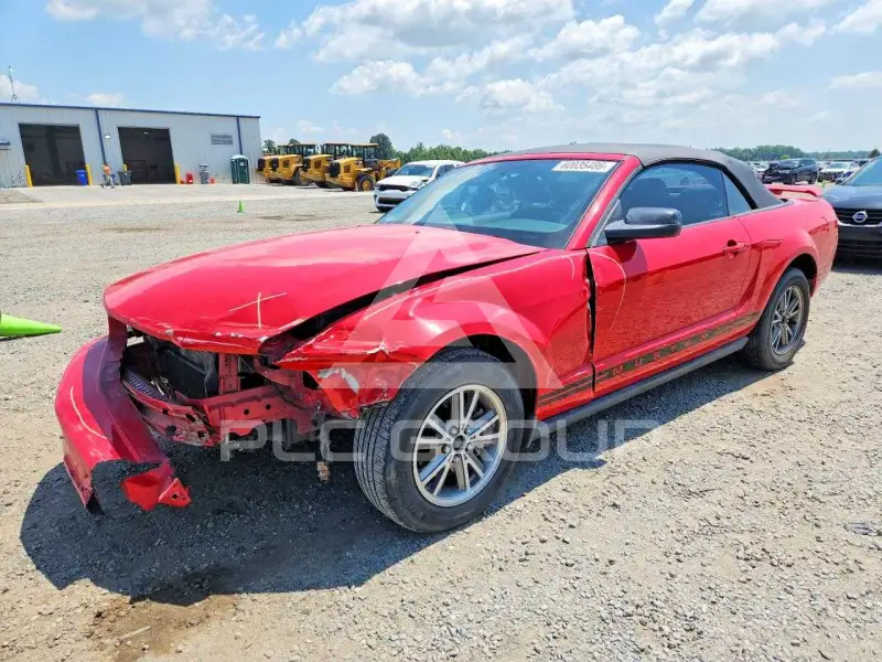 2005 Ford MUSTANG фото