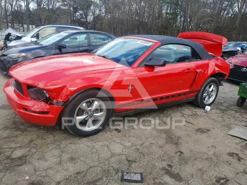 2005 Ford MUSTANG photo