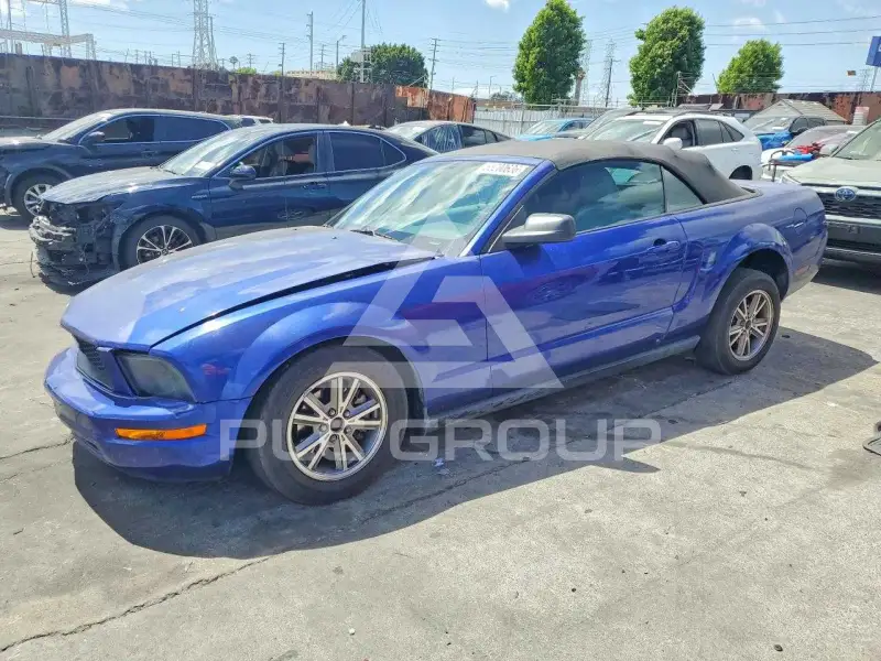2005 Ford MUSTANG фото