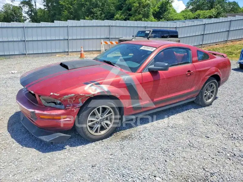 2005 Ford MUSTANG фото