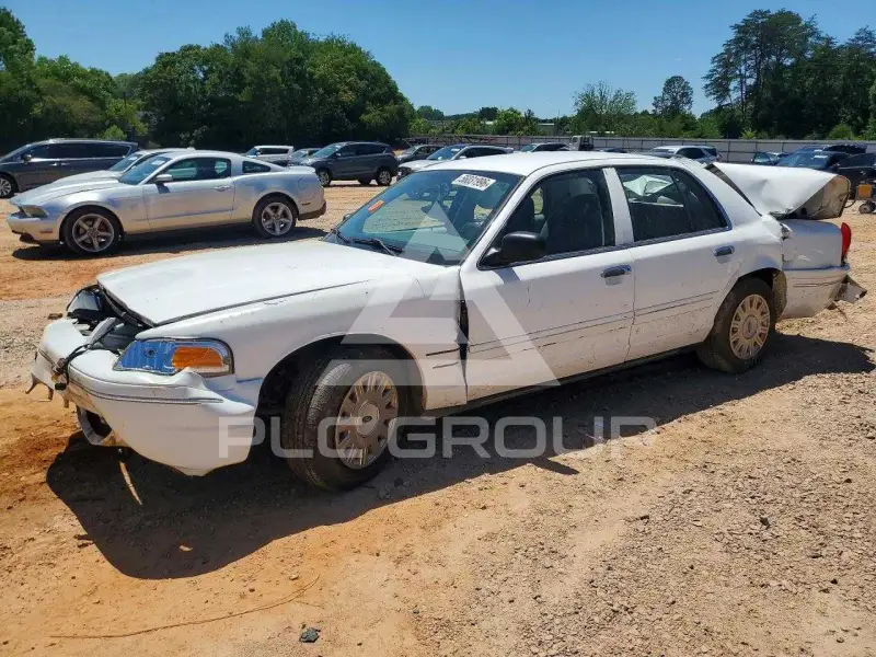 2005 Ford CROWN фото
