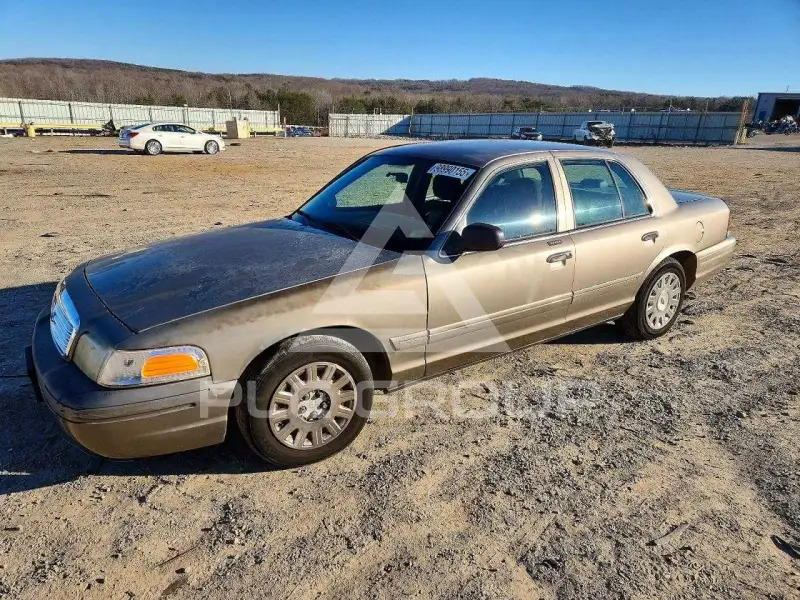 2005 Ford CROWN фото