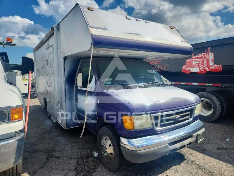 2005 Ford ECONOLINE photo