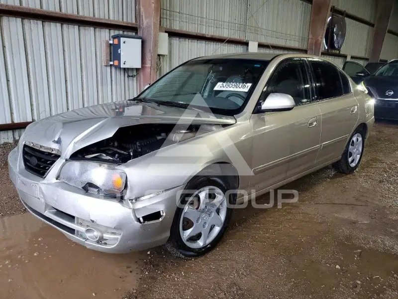 2005 Hyundai Elantra photo