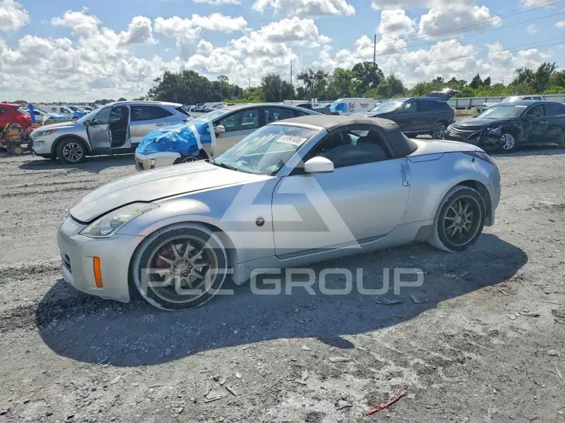 2006 Nissan 350Z фото