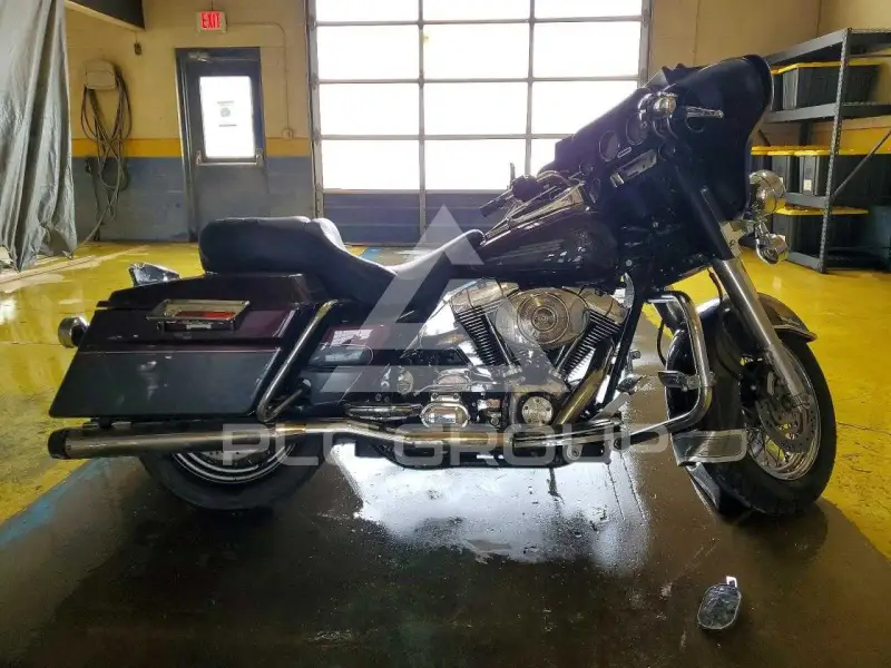 2006 Harley-Davidson FL photo