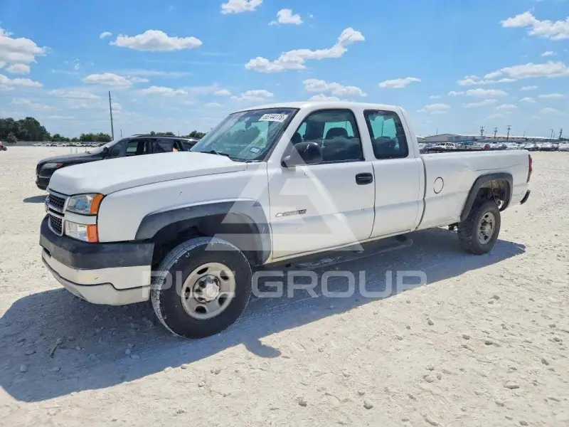 2006 Chevrolet Silverado photo