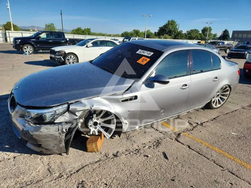 2006 BMW M5 фото