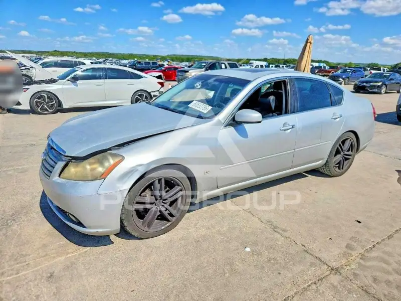 2006 Infinity M45 photo