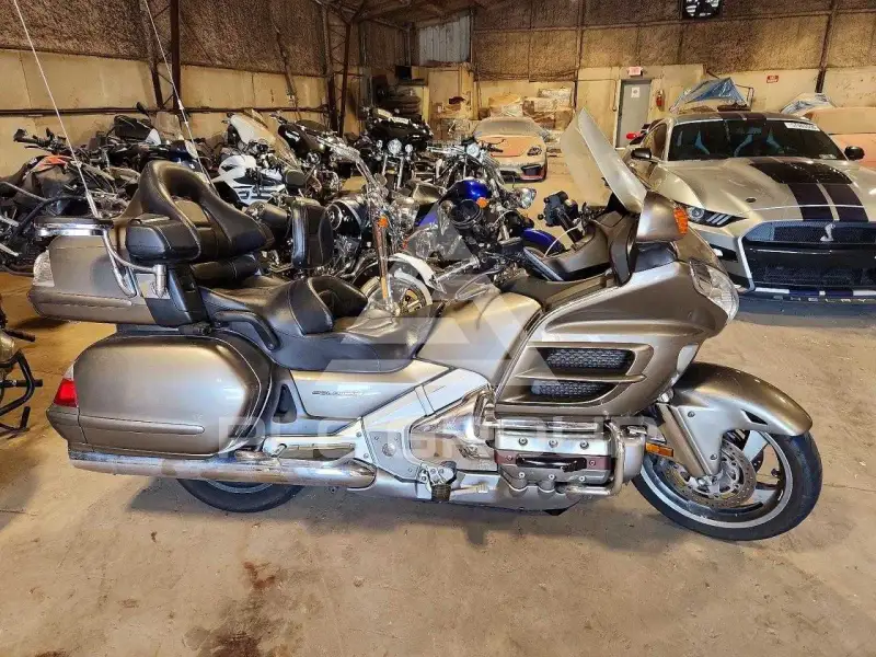 2006 Honda GL фото