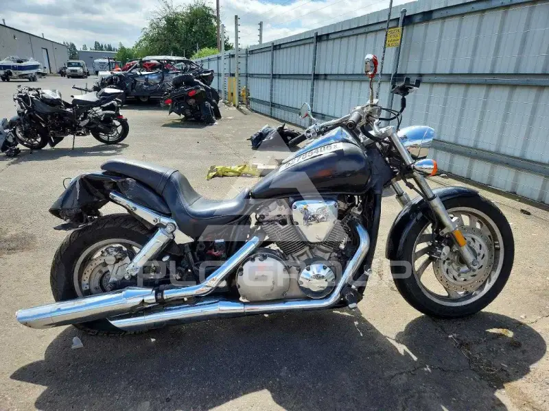 2006 Honda VTX photo