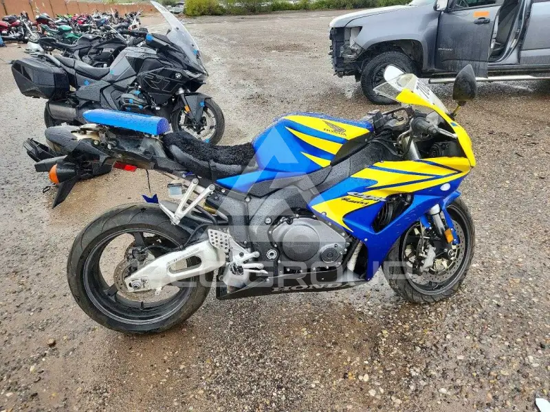 2006 Honda CBR photo
