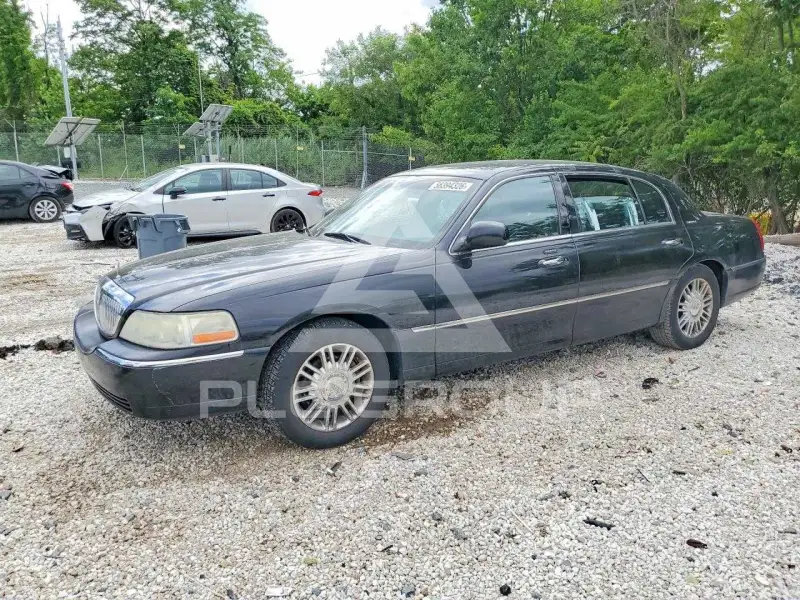 2006 Lincoln Town фото