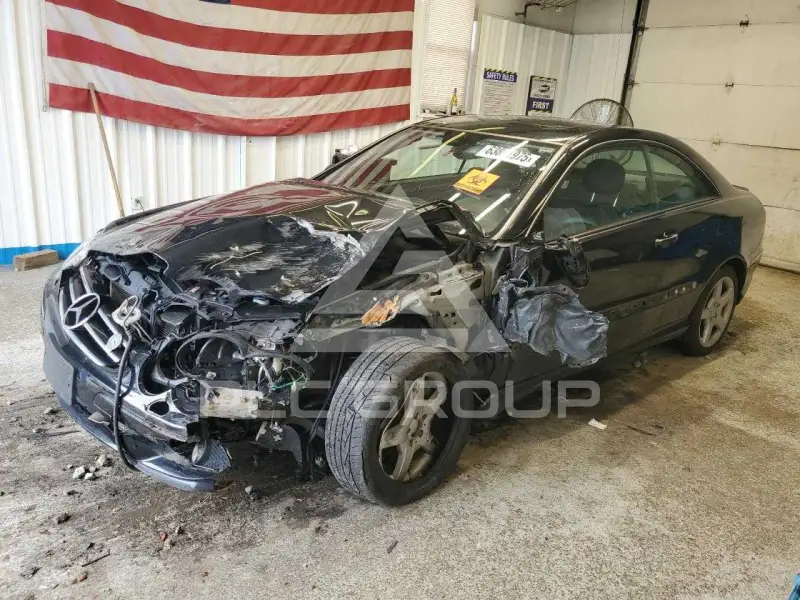 2006 Mercedes Benz CLK фото