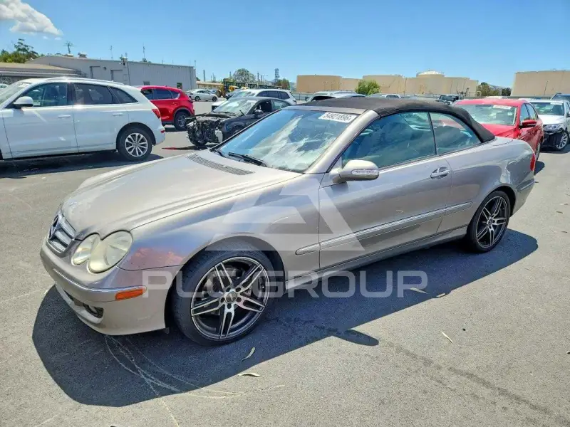 2006 Mercedes Benz CLK photo