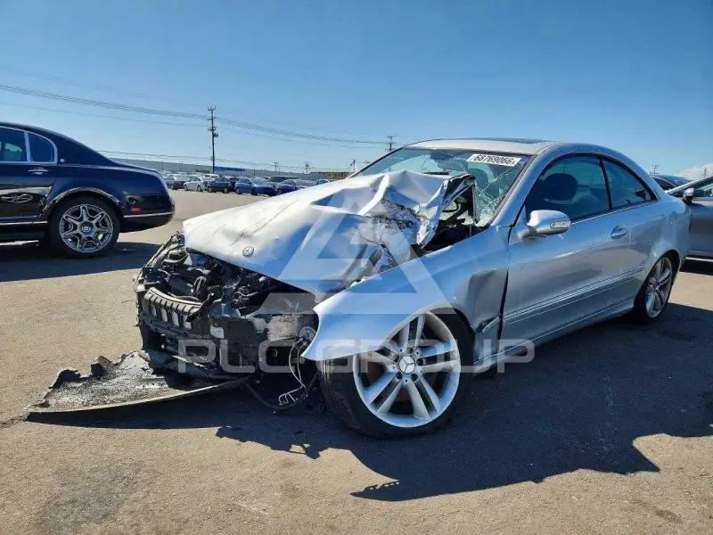 2006 Mercedes Benz CLK фото