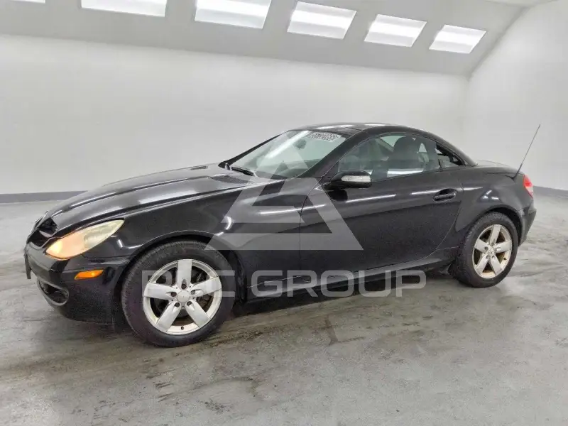 2006 Mercedes Benz SLK-Class photo