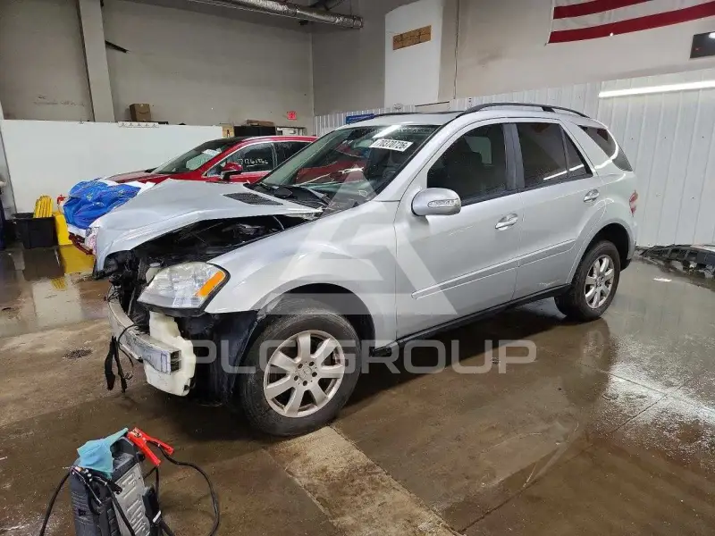 2006 Mercedes Benz ML-Class фото