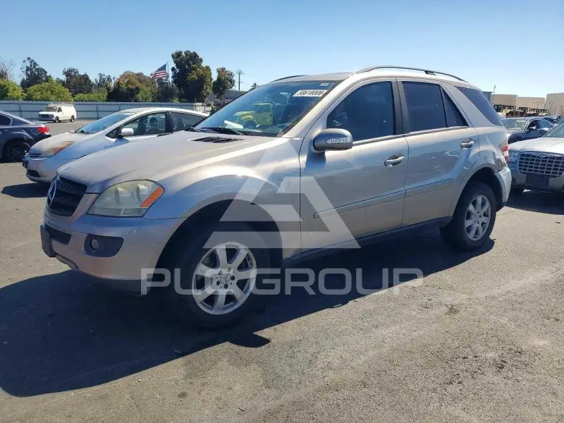 2006 Mercedes Benz ML-Class photo
