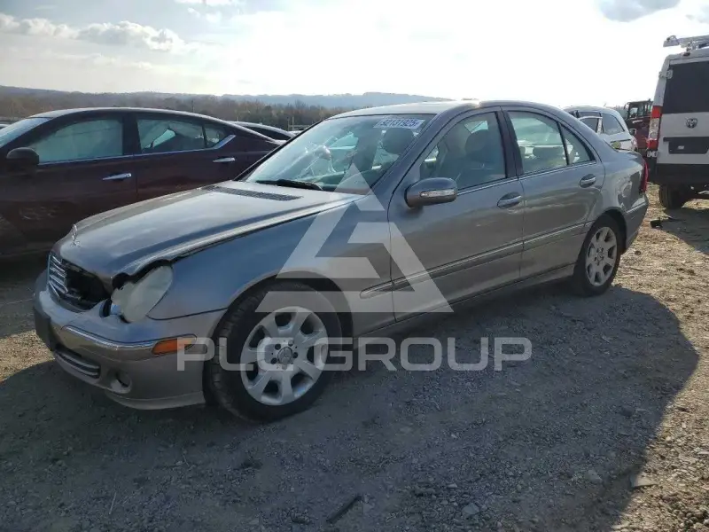 2006 Mercedes Benz C-Class фото