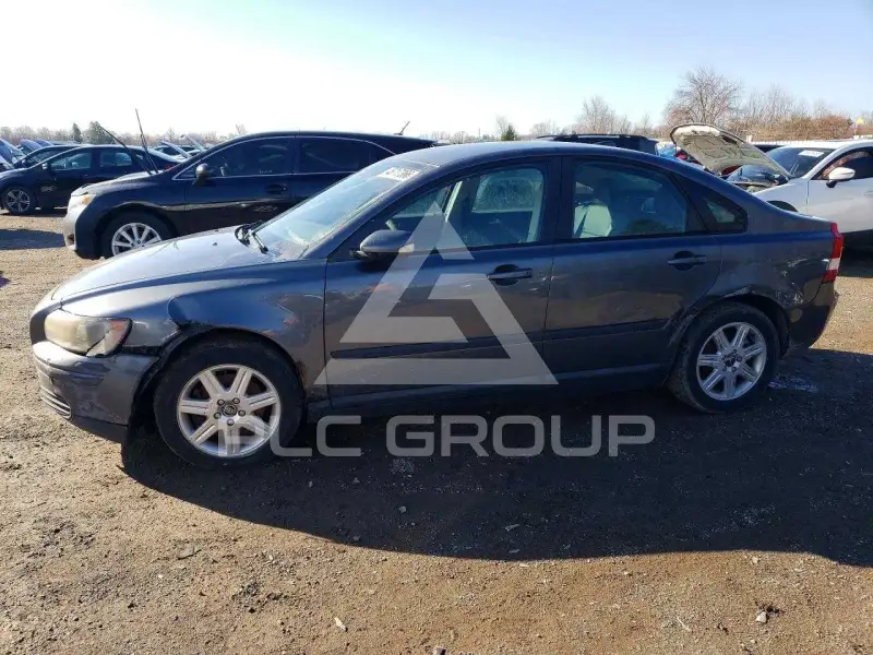 2006 Volvo S40 photo